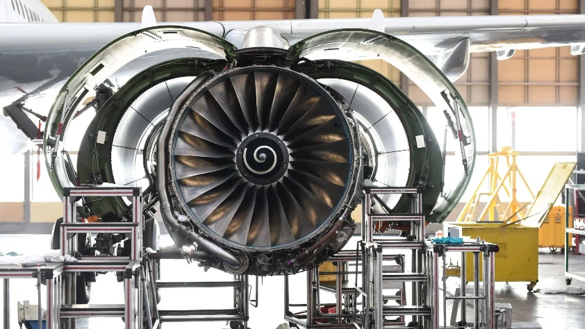 Havacılıkta yeni dönem: Şekil değiştiren kanatlar için metal malzeme