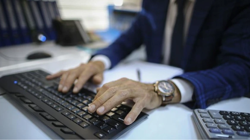 Hazine ve Maliye Bakanlığı personel alımı yapacak! 104 uzman yardımcısı için başvurular başladı