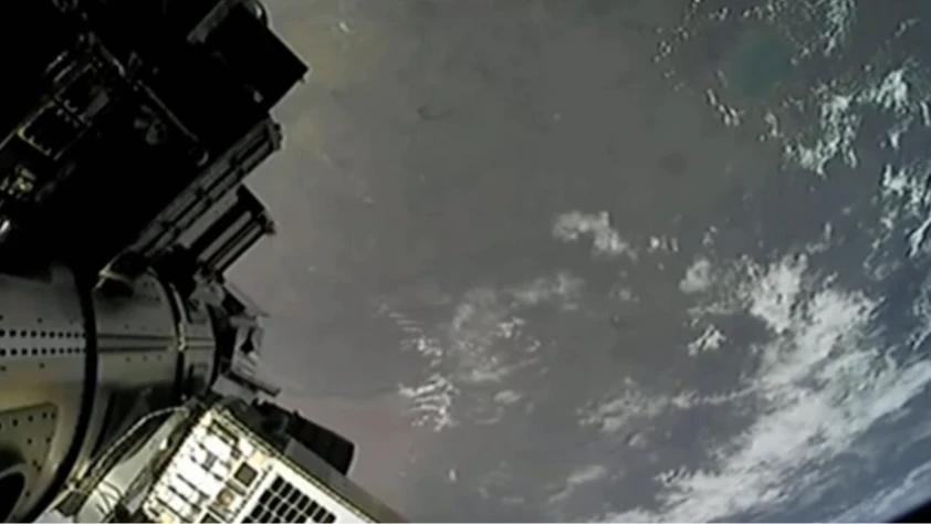 Hindistan en ağır haberleşme uydusunu fırlattı: 4 bin 400 kiloluk GSAT-7R uzayda