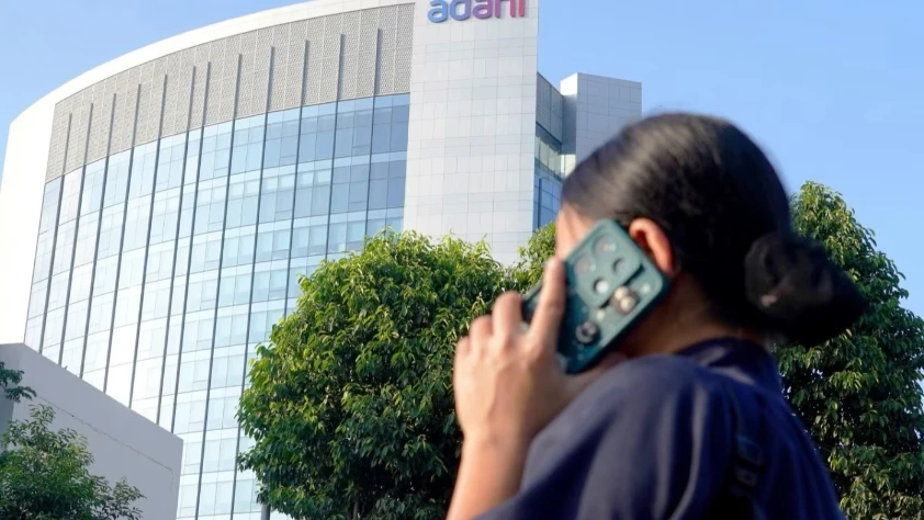 Hindistan’dan yapay zeka hamlesi: Adani’den 100 milyar dolar