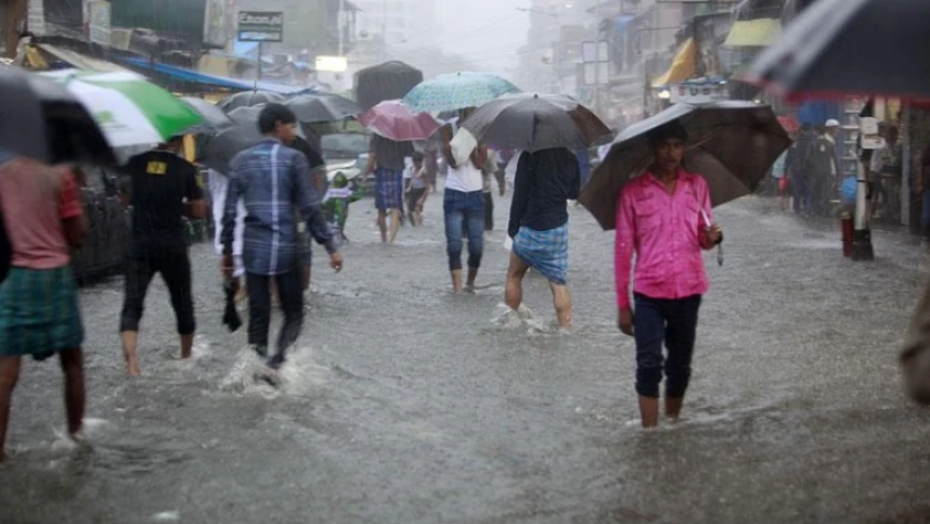 Hindistan'ın şiddetli yağış afetlere yol açtı Hindistan'ın şiddetli yağış afetlere yol açtı