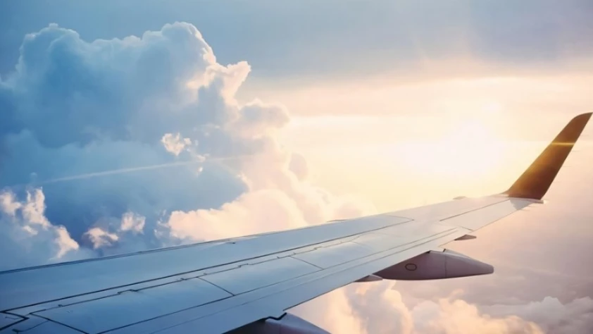 IATA tahminini revize etti! Havacılıkta kar beklentisi düştü