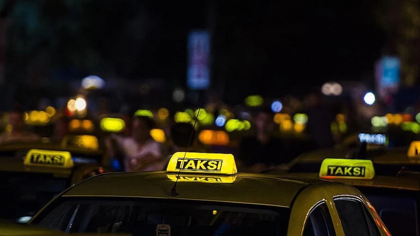İBB'den 63 yeni taksi plakasına ruhsat: Uygulama bazlı çalışacaklar
