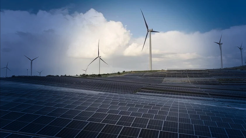 IEA küresel dönüşüm raporunu yayımladı: Enerji yatırımları 2026 sonunda 3,4 trilyon dolara ulaşacak