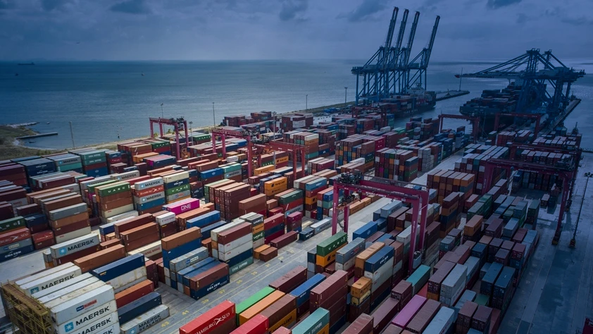 İhracat 2025'te 273 milyar doları aştı: Yüksek teknolojinin payı artıyor