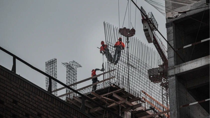 İnşaat sektöründe istihdam rekoru: Ücretli çalışan sayısı 2 milyon 24 bini aştı