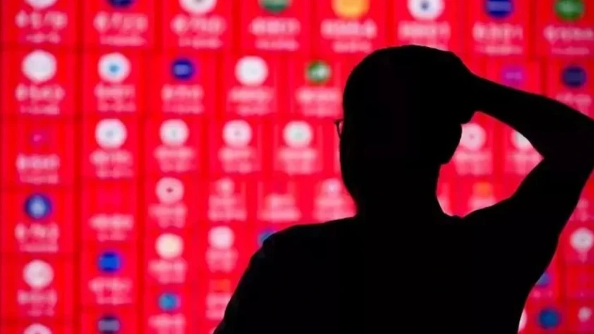 İran gerilimi Asya piyasalarını sarstı: Havayolu hisseleri sert geriledi