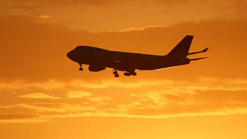 İran’da uçuşlar açıldı: İlk sefer İstanbul’a yapıldı