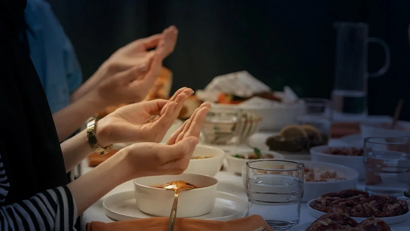 İSTANBUL İMSAK VAKTİ 2026 | İstanbul'da ilk sahur saat kaçta? Diyanet imsakiye takvimi