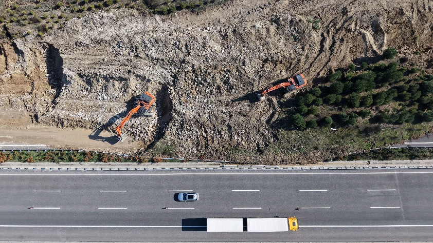 İstanbul-İzmir otoyolunda çalışmalar sürüyor!