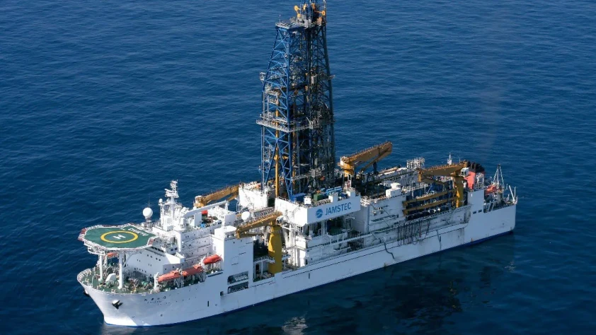 Japonya okyanusta 6 bin metreden nadir toprak elementi çıkardı