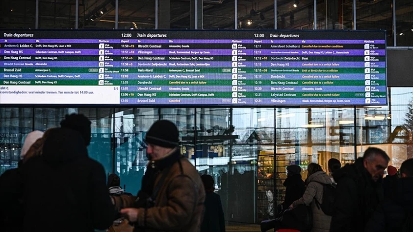 Kar ve fırtına Avrupa'da hava ulaşımını vurdu