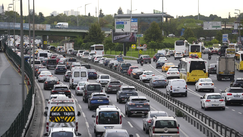 Karayollarında bakım ve onarım uyarısı: Çanakkale Köprüsü dahil birçok güzergahta trafik düzenlemesi