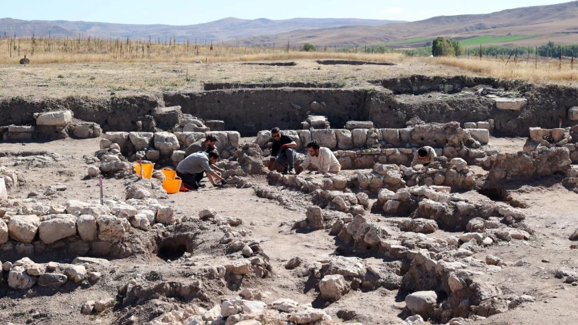 Kayalıpınar'da 56 çivi yazılı tablet ve 22 mühür baskısı bulundu