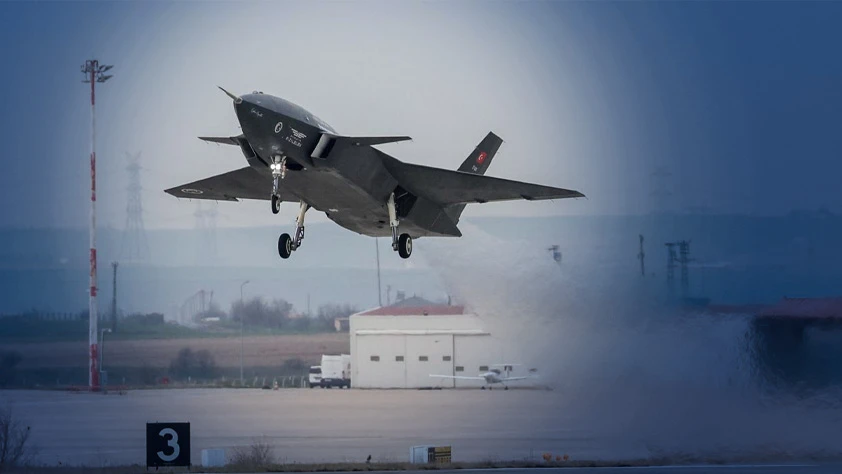 KIZILELMA radar tehditlerine karşı güçlendi: Elektronik harp yeteneği kazandı