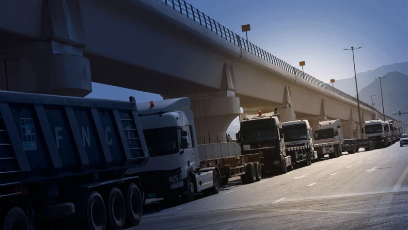 Körfez lojistiğinde kara yolu rotası: Otoyollarda uzun kamyon konvoyları oluşuyor