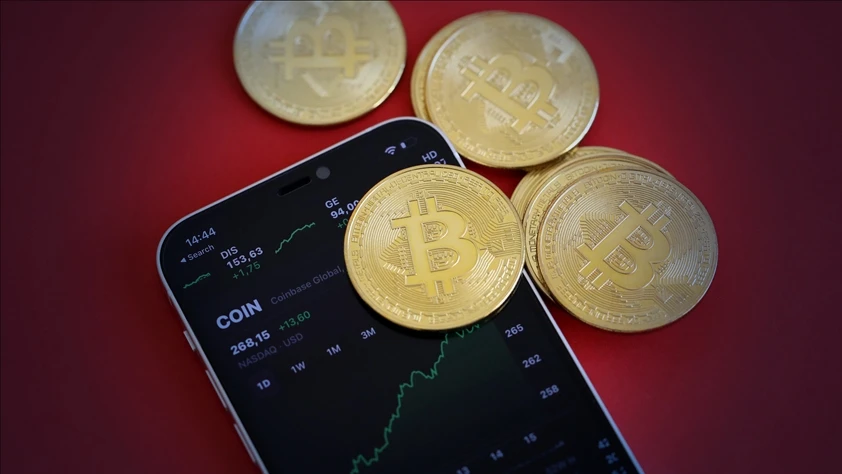 Kripto paralarda müzakere etkisi: Bitcoin bir ayın en yüksek seviyesini test etti