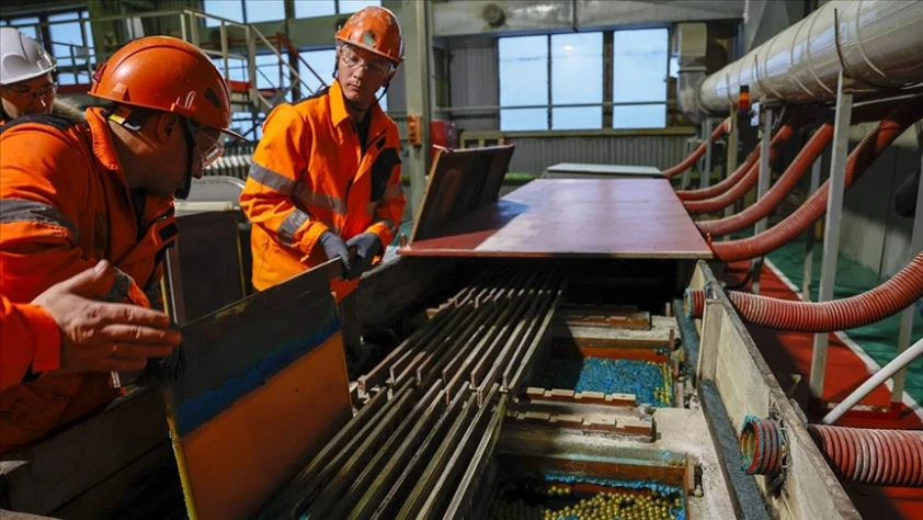 Küresel emtia piyasalarında bakır fiyatları bir haftanın zirvesini gördü