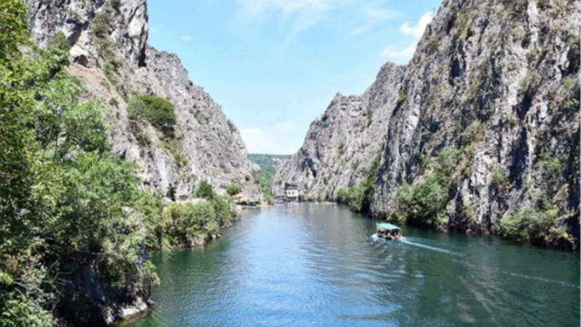 Kuzey Makedonya'nın grinin yeşille dans ettiği doğa harikası: Matka Kanyonu