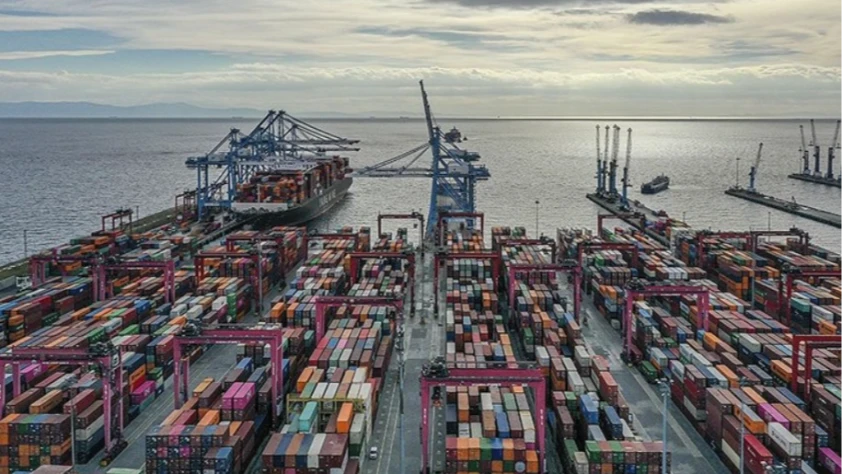 Limanlarda elleçlenen yükte kasım rekoru: 46 milyon 863 bin ton taşındı