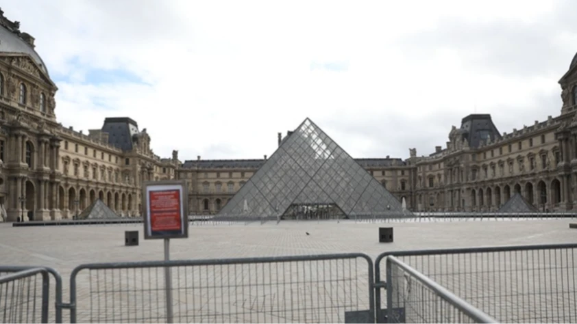 Louvre Müzesi soygununda yeni gelişme: 2 şüpheli gözaltına alındı Louvre Müzesi soygununda yeni gelişme: 2 şüpheli gözaltına alındı