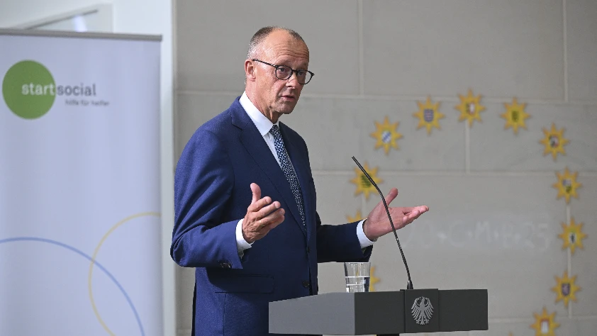 Merz Trump'ın kararını eleştirdi: 'G7'nin 6 üyesi doğru bulmuyor'