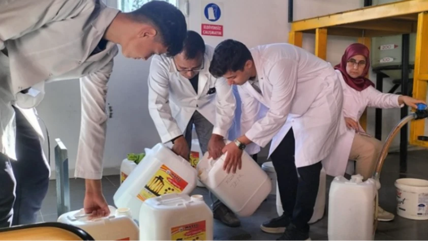 Meslek lisesi öğrencileri üretime geçti: Antalya’da temizlik ürünleriyle ekonomi kazanıyor