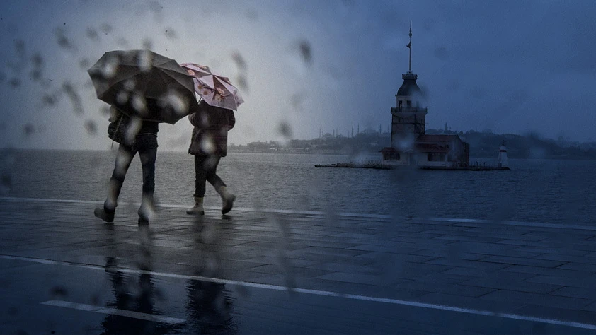Meteoroloji'den yeni hava durumu tahmini: Sıcaklıklar yarın düşecek, perşembe günü tekrar artacak