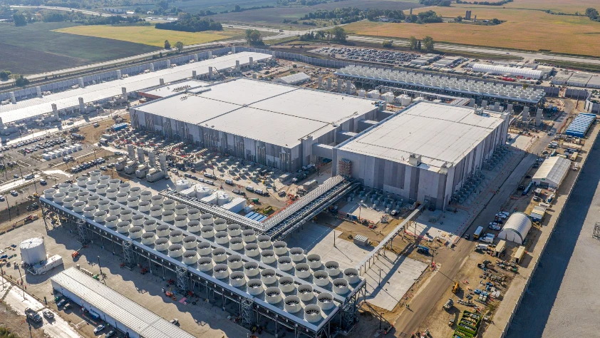 Microsoft, Dünya’nın en güçlü yapay zeka merkezini devreye alıyor