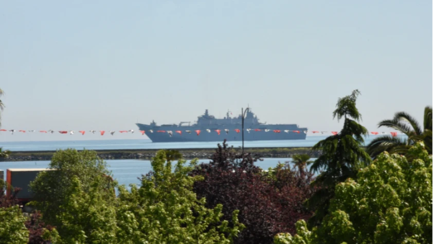 Milli Mücadele rotasında anlamlı yolculuk: TCG Anadolu gençlerle Samsun'a ulaştı