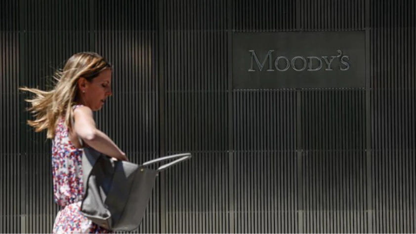 Moody’s'ten Fransa’ya kötü haber: Kredi notu görünümünü negatife çevirdi Moody’s'ten Fransa’ya kötü haber: Kredi notu görünümünü negatife çevirdi