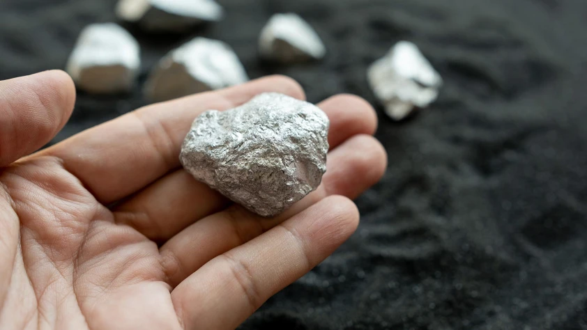 Nadir metallere karşı 20 bin kat ucuz alternatif