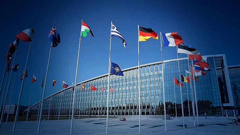 NATO'dan Hürmüz Boğazı açıklaması: Müttefikler Akdeniz'de güvenlik adımları attı