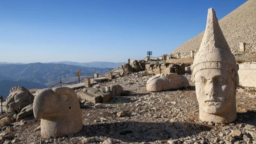 Nemrut Dağı’nı 7 yılda 1 milyon 38 bin kişi ziyaret etti