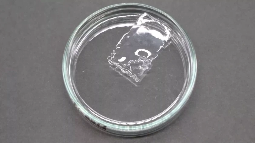 Okyanusta çözünen zararsız yeni nesil plastik