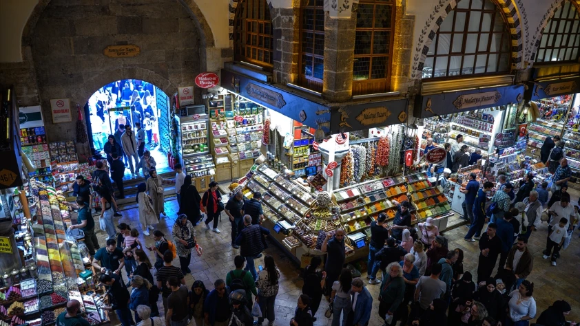 Osmanlı döneminden bugüne 400 yıllık ticaret mirası: Mısır Çarşısı