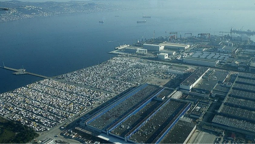 Otomotiv ihracatı martta 3,3 milyar dolar: Düşüşe rağmen liderlik sürüyor