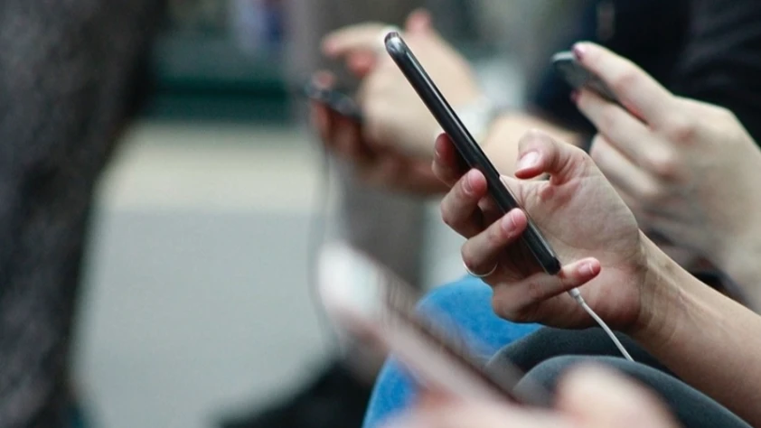 ÖTV DÜZENLEMESİ SON DAKİKA: İşte fiyatı düşecek telefonlar! ÖTV DÜZENLEMESİ SON DAKİKA: İşte fiyatı düşecek telefonlar!