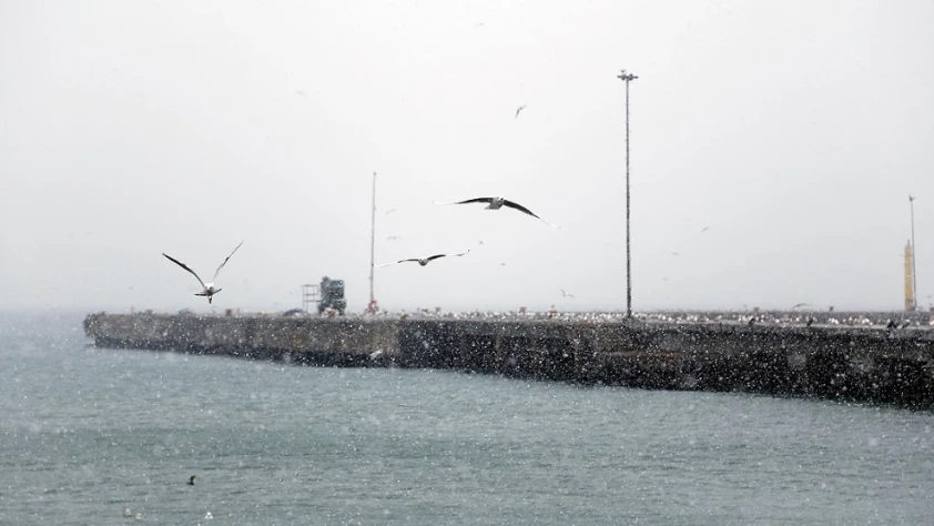 Poyraz deniz ulaşımını olumsuz etkiliyor! 3 gün sürecek