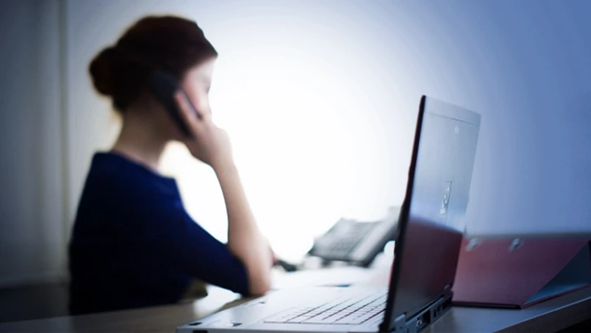 Resmi Gazete'de yayımlandı: Sözleşmeli personele 'yarım zamanlı çalışma' hakkı