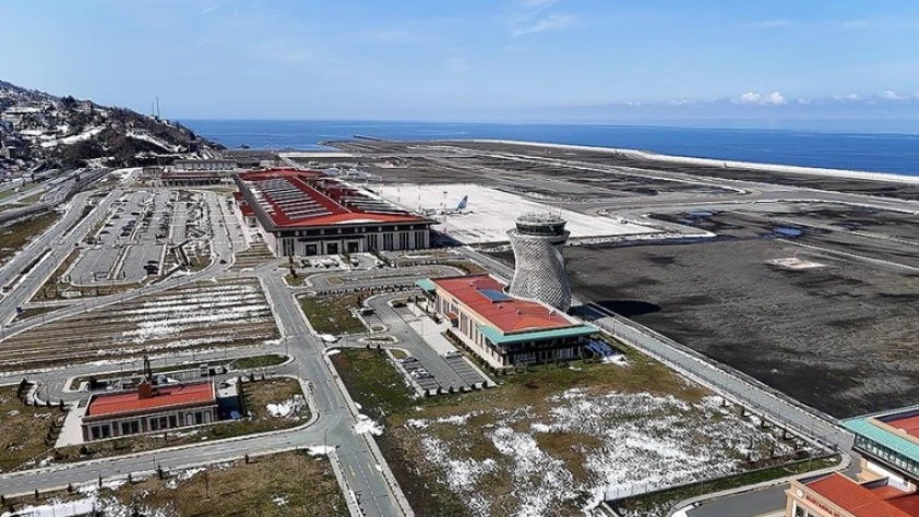 Rize-Artvin Havalimanı'nı Kasım'da 100 bine yakın yolcu kullandı