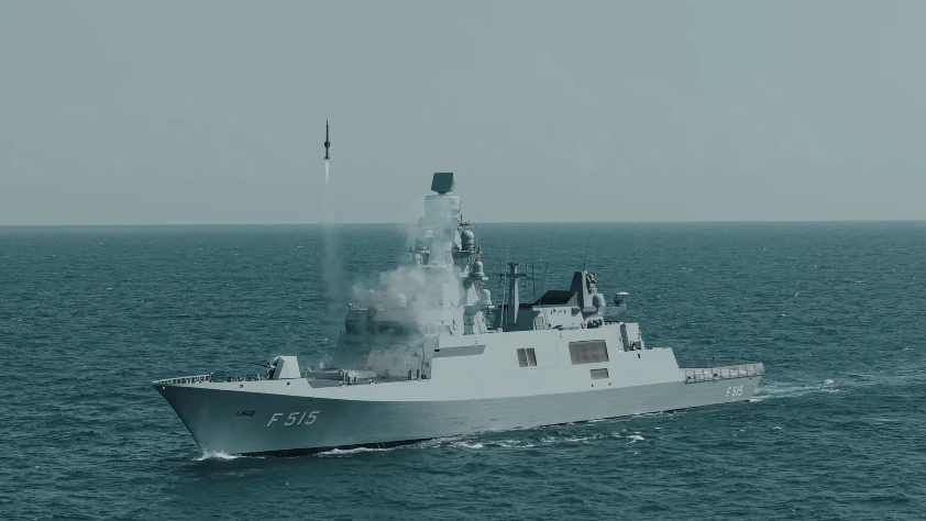 ROKETSAN’dan donanmaya modern atış gücü