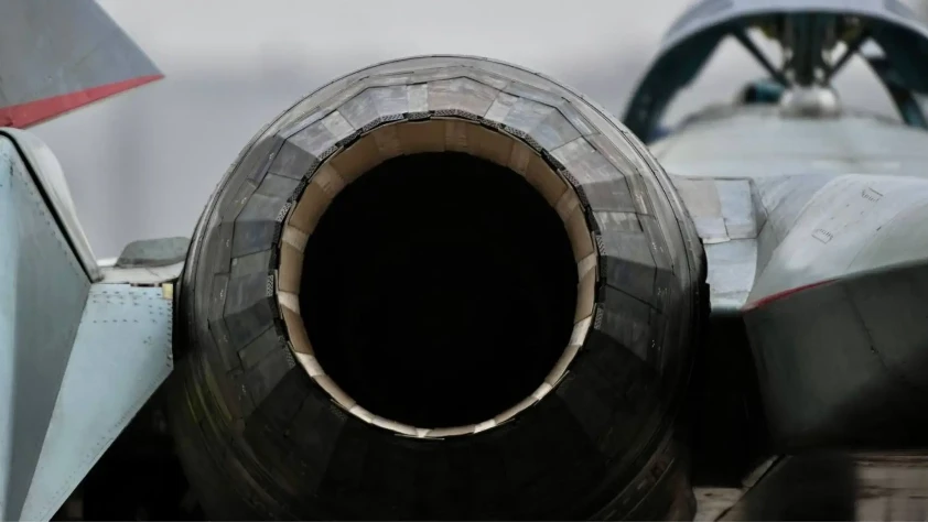 Rusya'nın Su-57 uçağı yeni nesil motorla havalandı: 35.000 pound