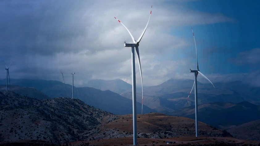 Rüzgar enerjisi yatırımları hızla sürüyor: İlk çeyrekte 350 milyon dolar seviyesi aşıldı