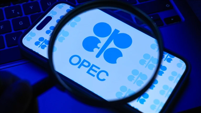 Savaşın etkisi: OPEC+ üretimi mart ayında 7,7 milyon varil azaldı