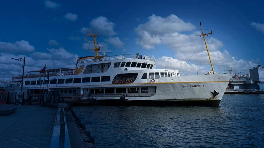 Şehir Hatları'ndan duyuru: İstanbul'da deniz ulaşımına hava engeli