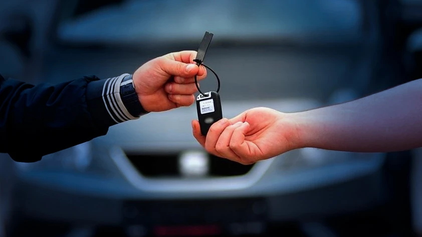 Sıfır araçta 'kapora' tuzağına dikkat! Tüketici derneklerinden uyarı