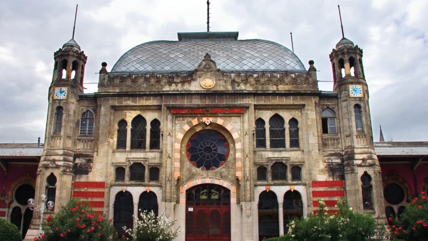 Sirkeci Garı'ndaki restorasyon 2026'da bitecek