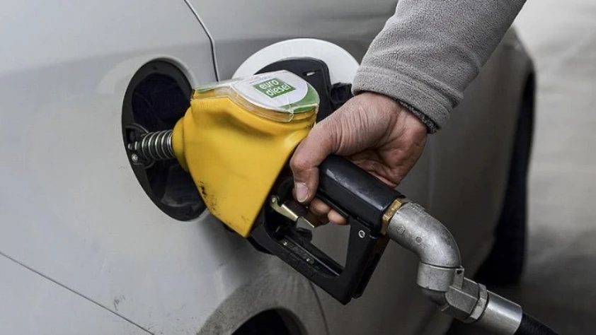 SON DAKİKA: Akaryakıta zam geldi: Motorin fiyatı 2 lira 57 kuruş arttı
