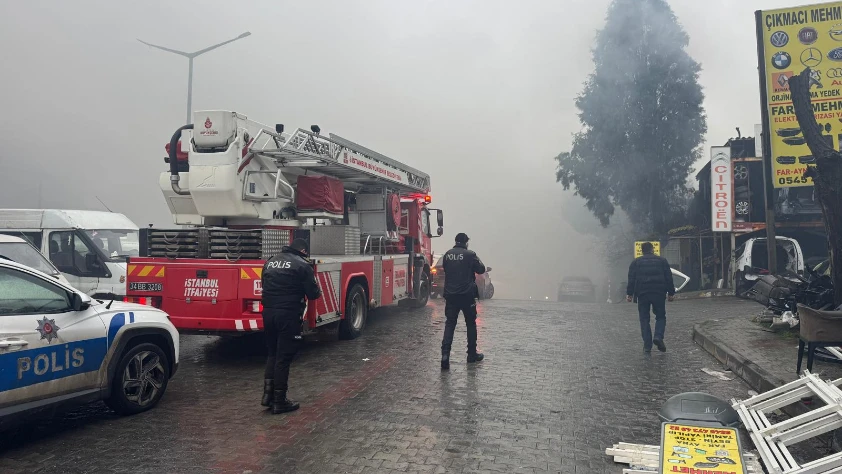 SON DAKİKA | Başakşehir'de sanayi sitesinde yangın çıktı! İlk müdahale geldi